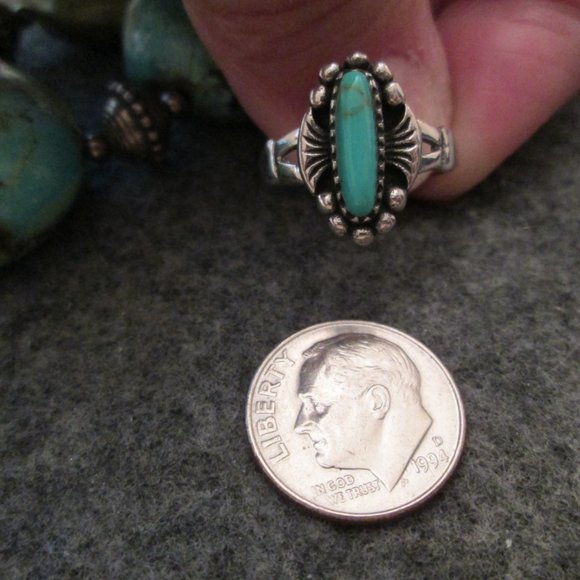 Dainty Native American Sterling Silver & Turquoise Ring, Southwestern,925 ring - Picture 8 of 11